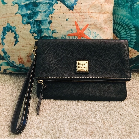 Dooney & Bourke Handbags - Dooney & Bourke Wristlet
